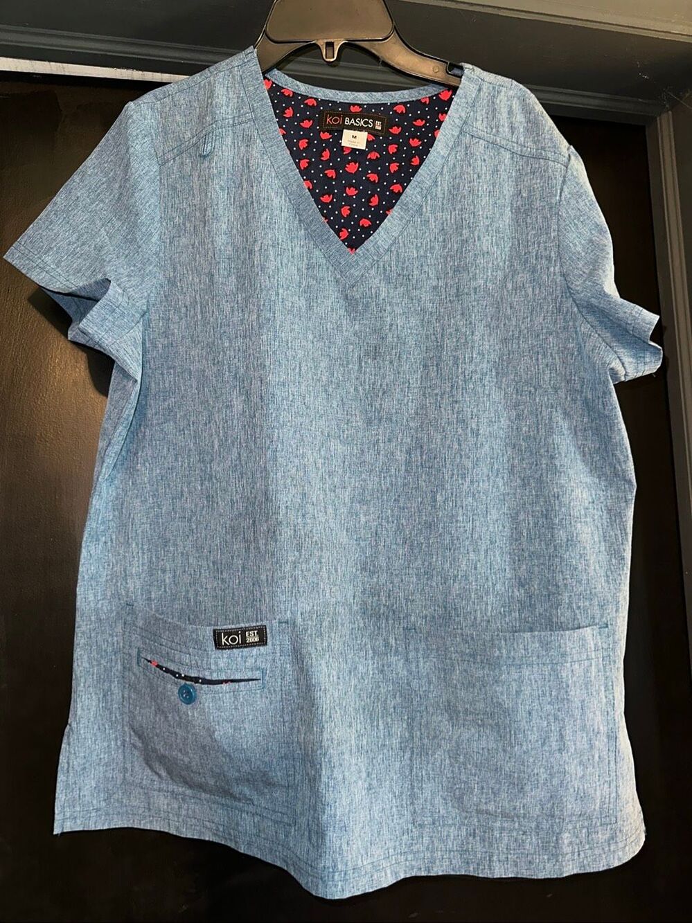 KOI Basics 373 Becca V-Neck Solid Scrub Top Women’s dusty blue Size Small medium